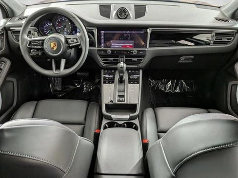 New 2026 Porsche Macan image 21