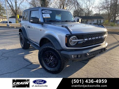 Used 2023 Ford Bronco Wildtrak image 1