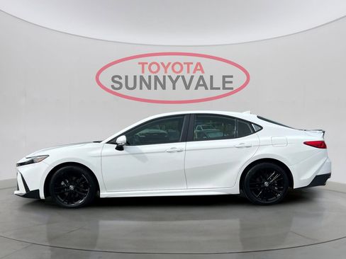 Certified 2025 Toyota Camry SE image 7