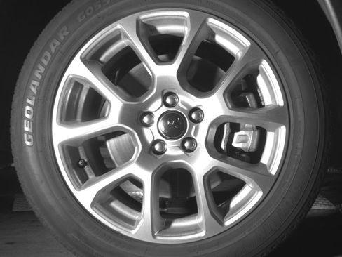 Used 2025 Jeep Compass Limited image 13