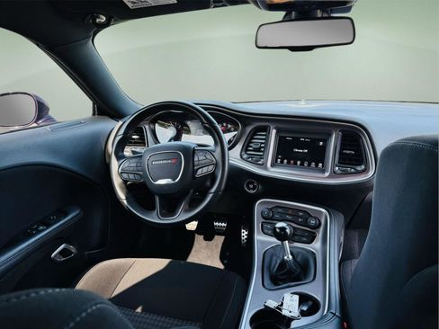 Used 2022 Dodge Challenger R/T w/ Blacktop Package image 21