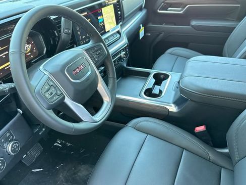New 2026 GMC Sierra 2500 SLT w/ SLT Premium Package AWD/4WD image 10
