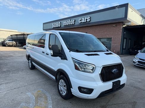Used 2023 Ford Transit 350 XLT RWD image 2