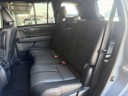 Used 2023 Honda Passport TrailSport image 15