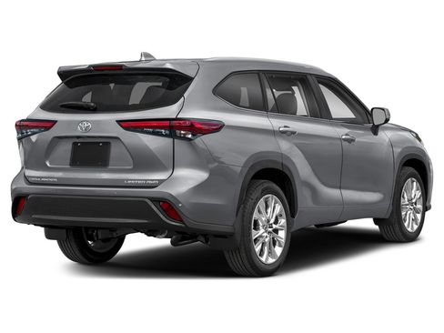 New 2026 Toyota Highlander Limited image 2