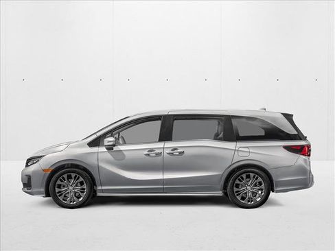New 2026 Honda Odyssey Touring image 3