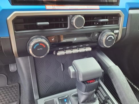 New 2025 Toyota Tacoma TRD Off-Road image 14