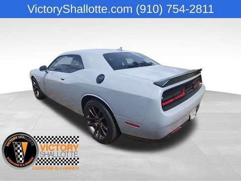 Used 2022 Dodge Challenger R/T Scat Pack w/ Shaker Package RWD image 25