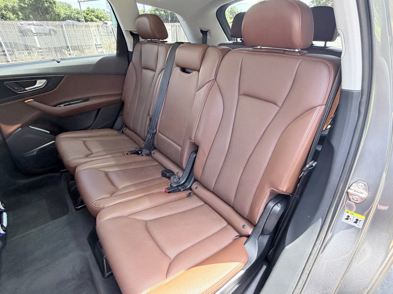 Used 2017 Audi Q7 3.0T Prestige AWD/4WD image 9