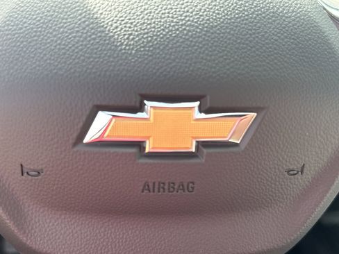 New 2026 Chevrolet Equinox EV LT image 22