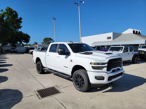 New 2026 RAM 2500 Laramie w/ Night Edition AWD/4WD image 5