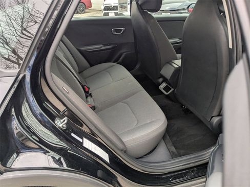 Used 2025 Kia K4 LXS image 30