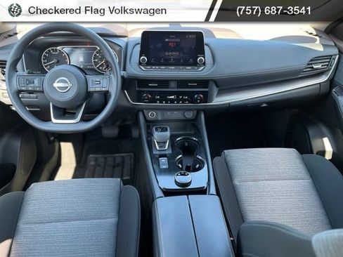 Used 2023 Nissan Rogue SV AWD/4WD image 28