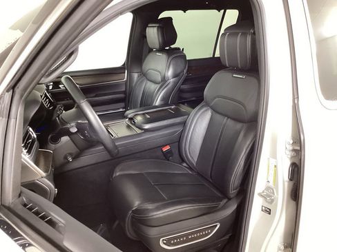 Used 2022 Jeep Grand Wagoneer Series I AWD/4WD image 31