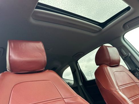 Used 2019 Honda CR-V EX image 17