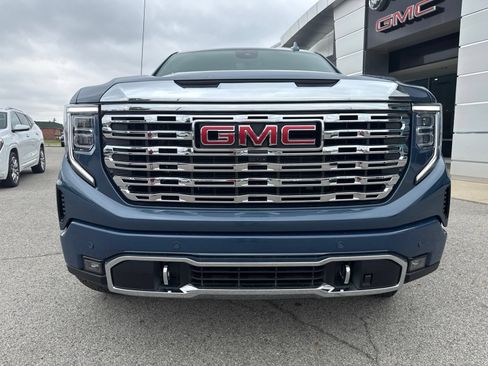 New 2026 GMC Sierra 1500 Denali w/ Technology Package AWD/4WD image 4