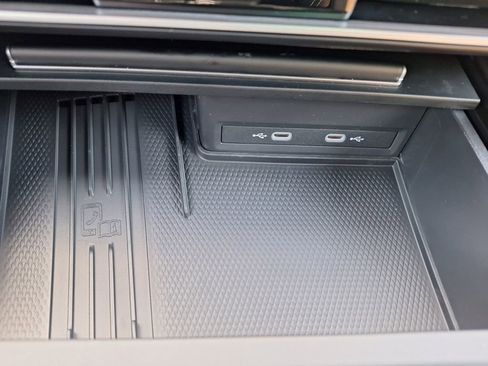 New 2026 Volkswagen Atlas Cross Sport SE image 17