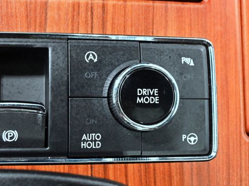Used 2020 Lincoln Navigator Reserve w/ Luxury Package AWD/4WD image 22