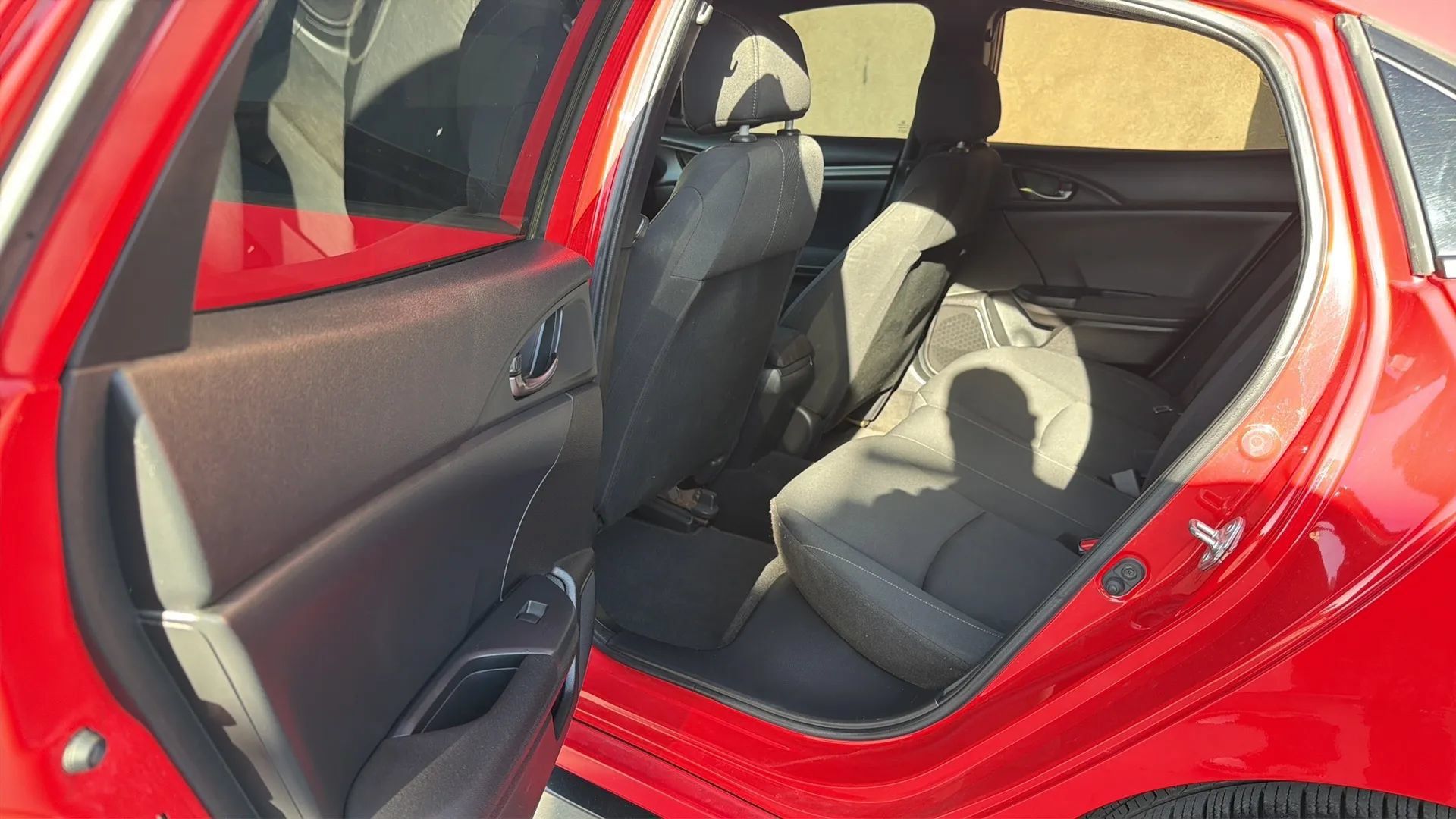 Used 2018 Honda Civic Sport image 13