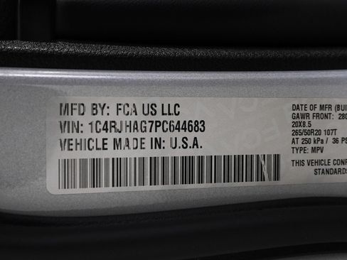 Used 2023 Jeep Grand Cherokee Altitude AWD/4WD image 33
