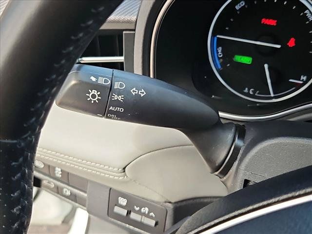 Used 2019 Toyota Avalon XSE FWD image 15
