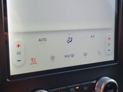 Used 2024 Ford Edge SEL w/ Convenience Package image 30