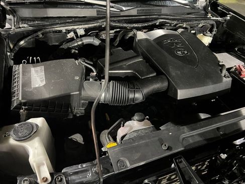 Used 2016 Toyota Tacoma TRD Sport image 42