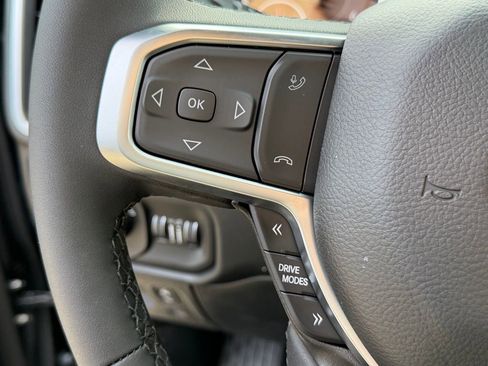 New 2026 RAM 1500 4x4 Crew Cab image 19