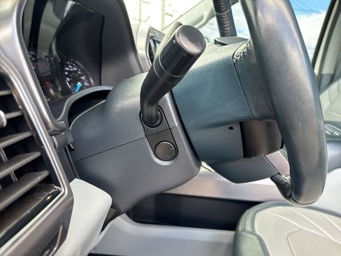 Used 2022 Ford F450 Limited w/ FX4 Off-Road Package image 59