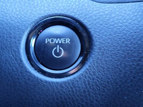 Certified 2025 Toyota Camry SE image 31