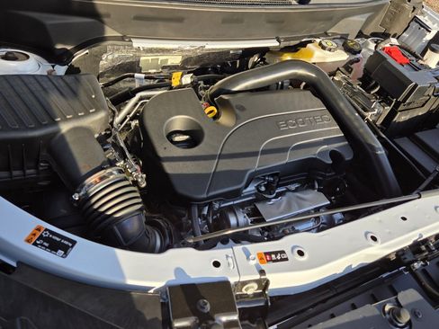 New 2026 Chevrolet Equinox ACTIV w/ Convenience Package III FWD image 25