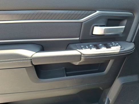 New 2026 RAM 2500 Big Horn AWD/4WD image 8