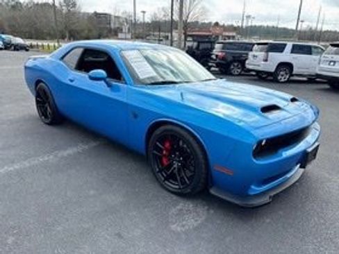 Used 2023 Dodge Challenger SRT Hellcat image 3