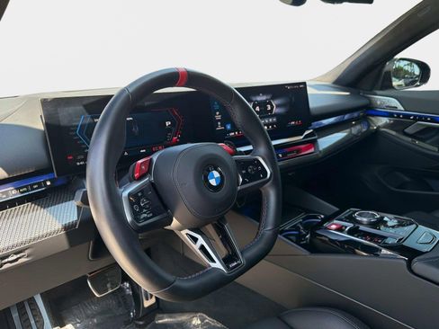 Used 2025 BMW M5 w/ Carbon Package AWD/4WD image 44