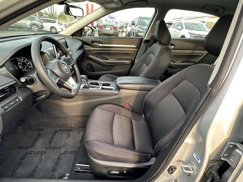 Used 2022 Nissan Altima 2.5 SV FWD image 22