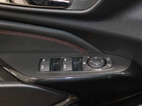 New 2026 Chevrolet Trax RS w/ Sunroof Package image 36