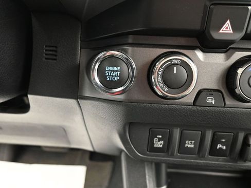 Used 2023 Toyota Tacoma TRD Sport w/ Advanced Technology Package AWD/4WD image 24