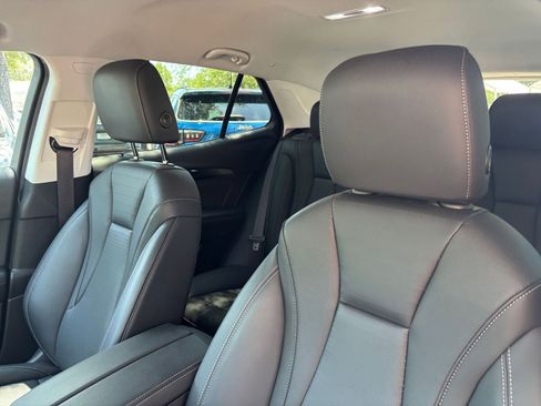 Used 2024 Buick Envision Preferred AWD/4WD image 37