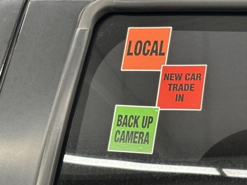 Used 2022 Nissan Kicks SR image 7