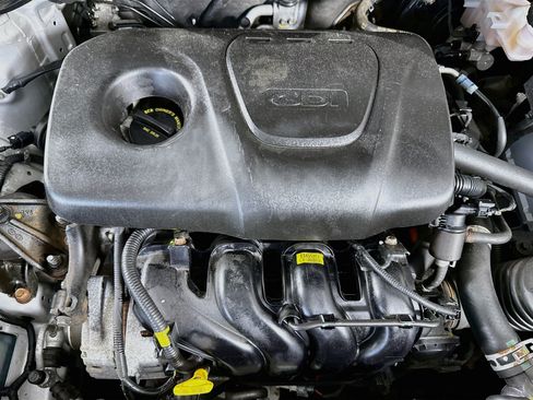 Used 2019 Hyundai Accent SE FWD image 38