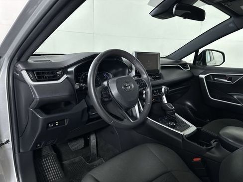 Used 2023 Toyota RAV4 SE AWD/4WD image 10