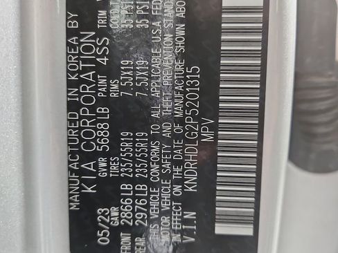 Used 2023 Kia Sorento EX image 30