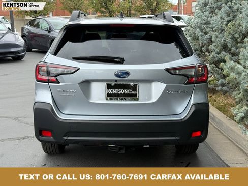 Used 2025 Subaru Outback Premium AWD/4WD image 6