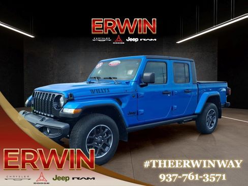 Used 2022 Jeep Gladiator Sport AWD/4WD image 3