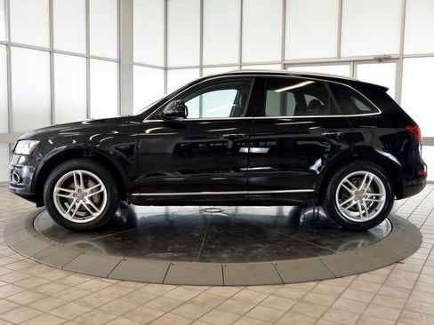 Used 2016 Audi Q5 2.0T Premium Plus w/ Technology Package AWD/4WD image 6
