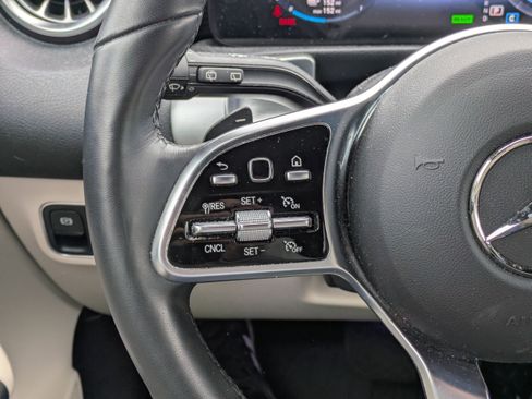 Used 2023 Mercedes-Benz EQB 250+ image 16