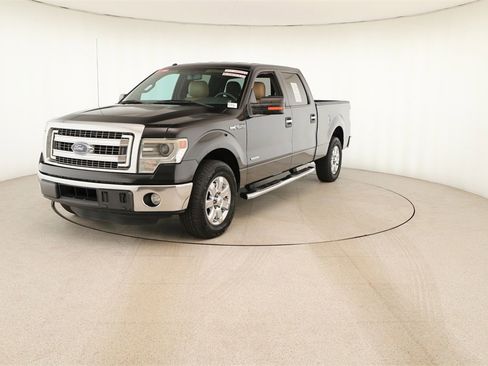 Used 2014 Ford F150 XLT w/ Equipment Group 302A Luxury image 12