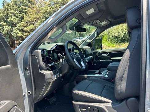 New 2026 GMC Sierra 2500 SLT w/ SLT Convenience Package AWD/4WD image 44