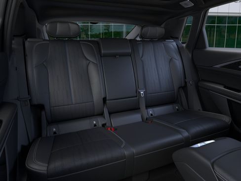 New 2026 Cadillac Lyriq V AWD/4WD image 17