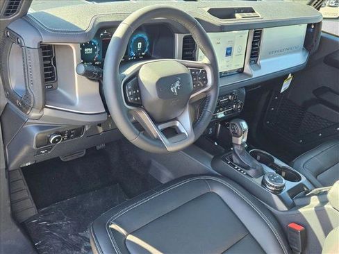 New 2025 Ford Bronco Outer Banks image 3